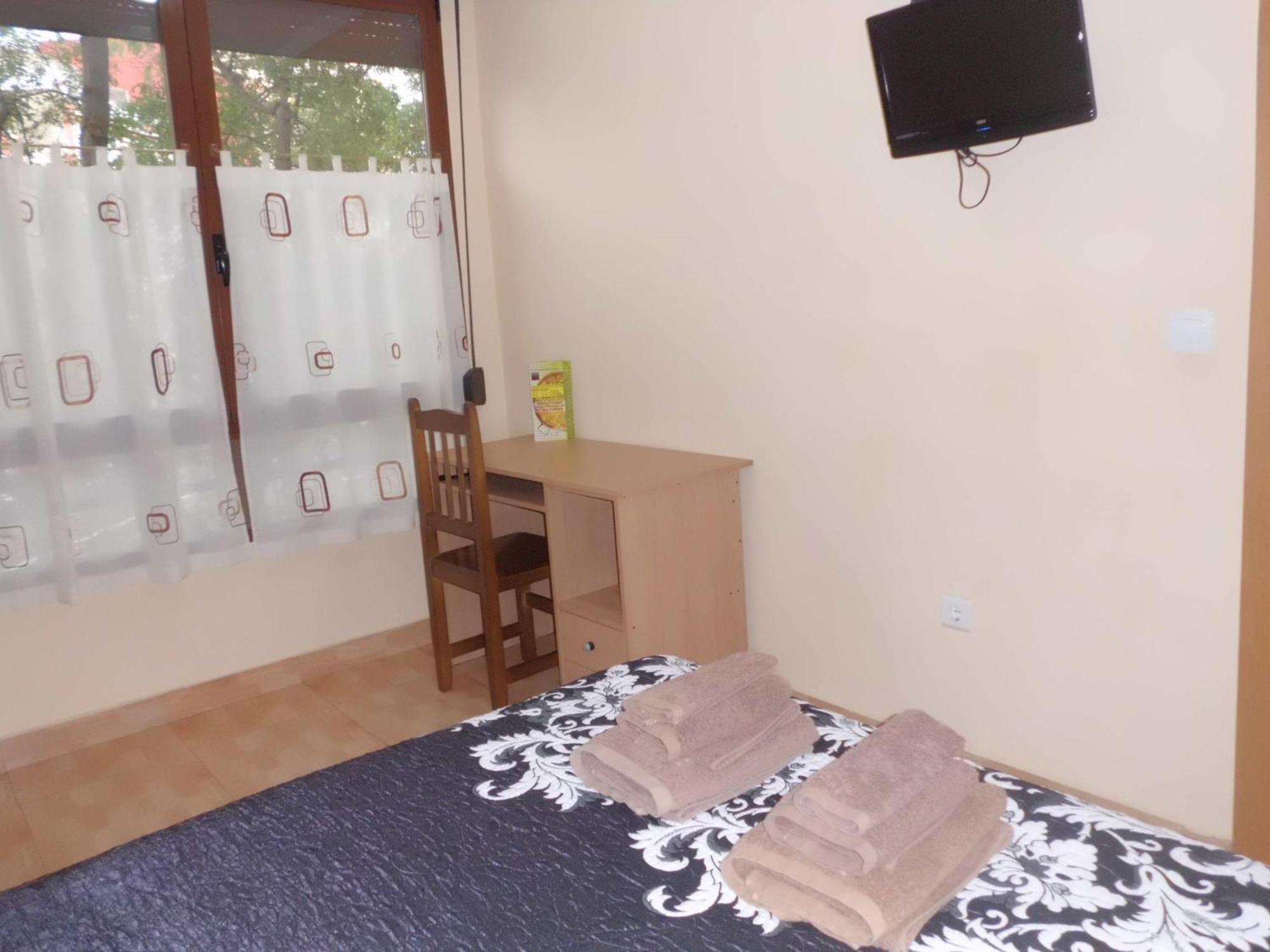 Hostal Abastos Walencja Zewnętrze zdjęcie