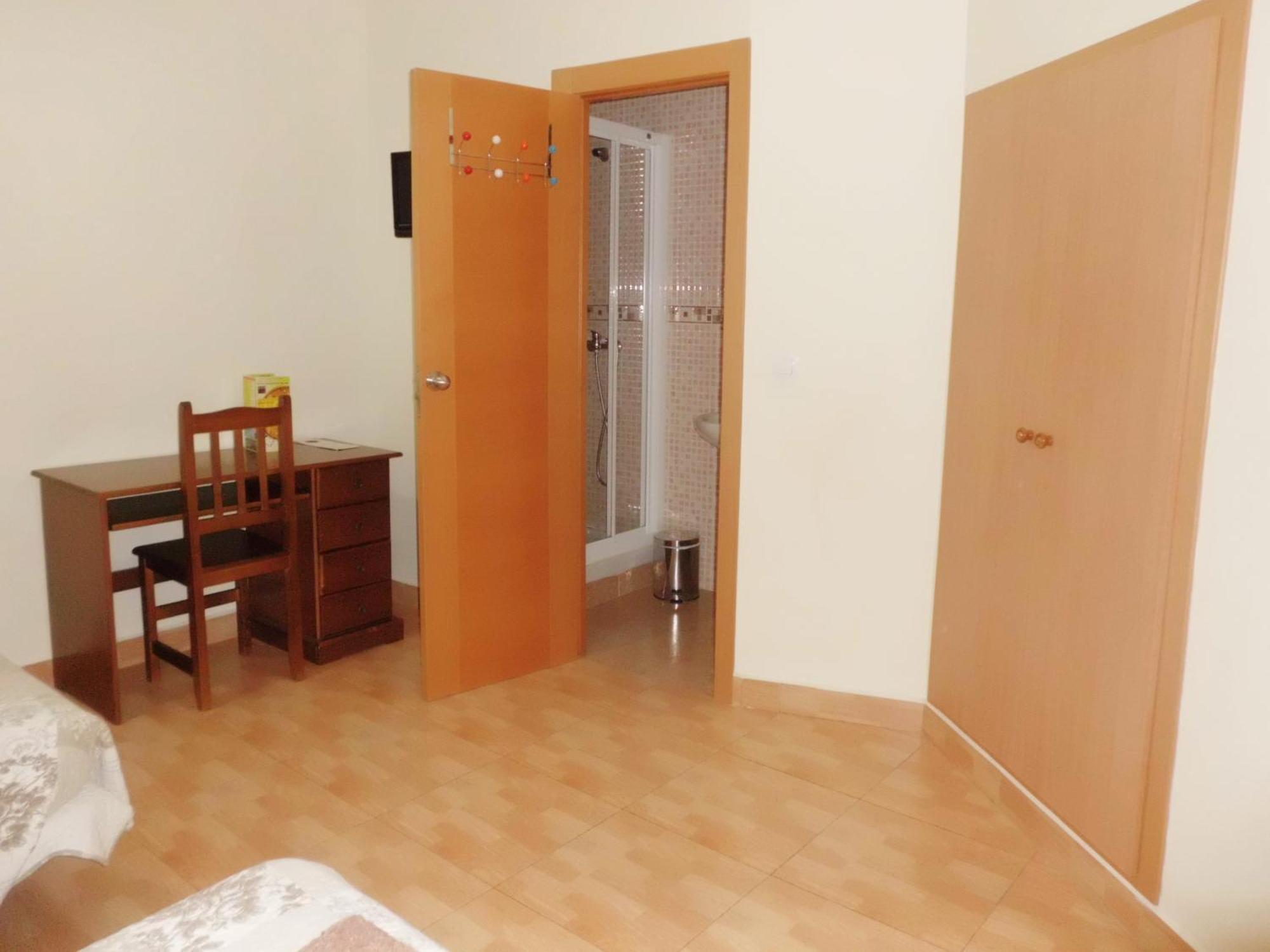Hostal Abastos Walencja Zewnętrze zdjęcie