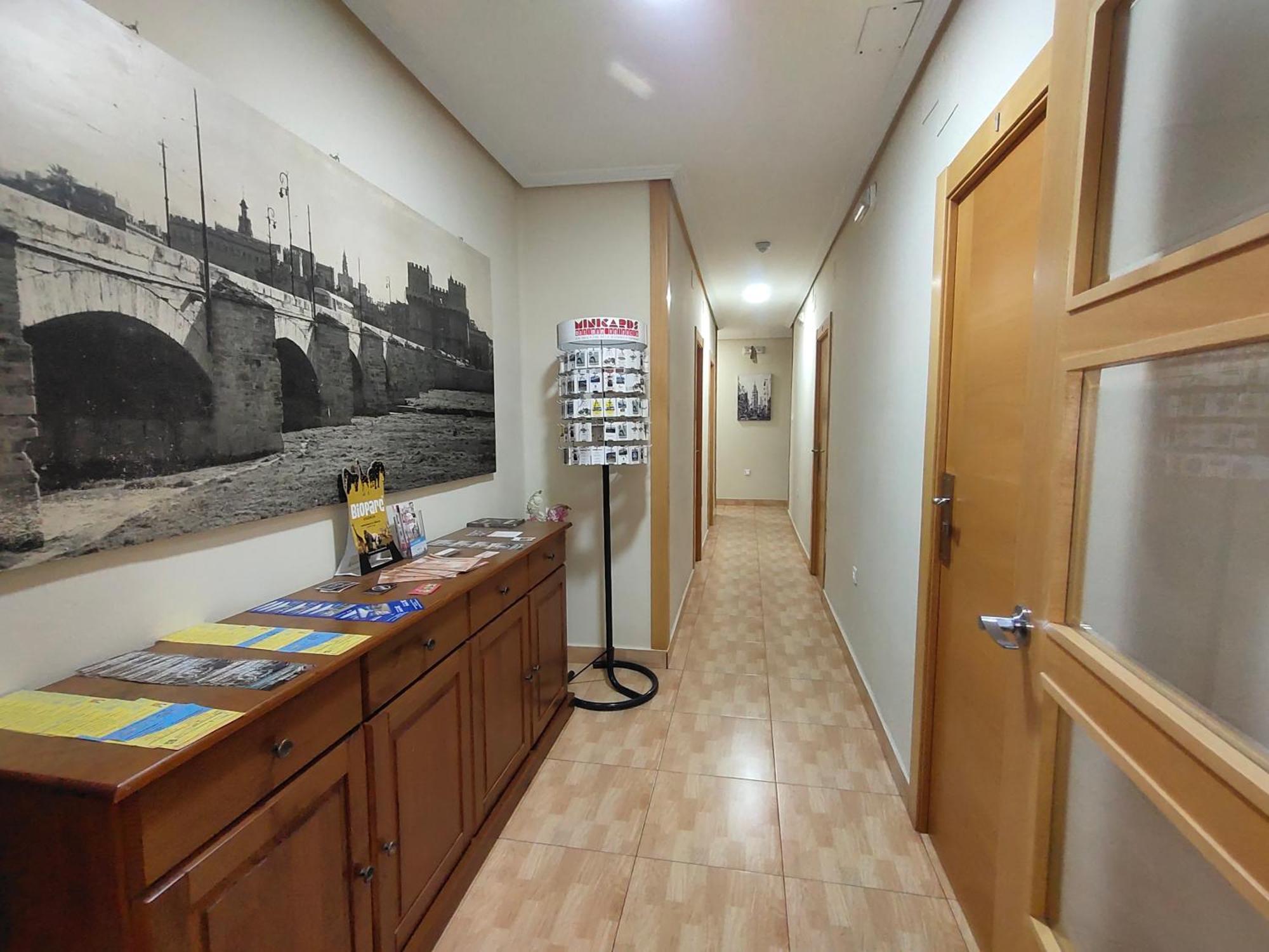 Hostal Abastos Walencja Zewnętrze zdjęcie