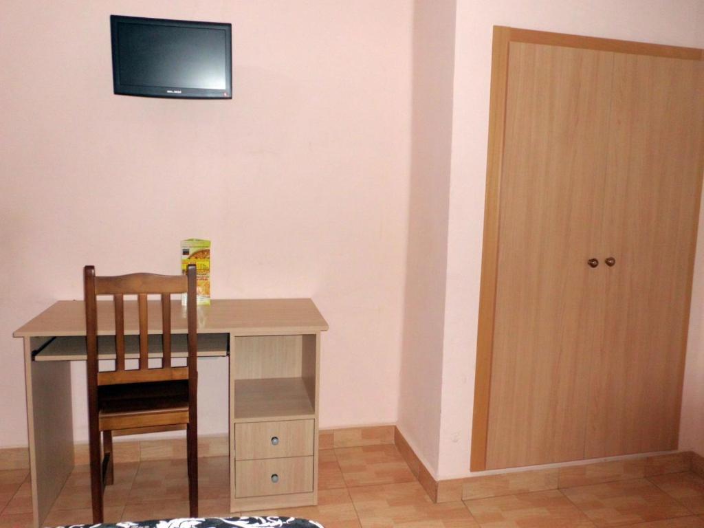 Hostal Abastos Walencja Zewnętrze zdjęcie