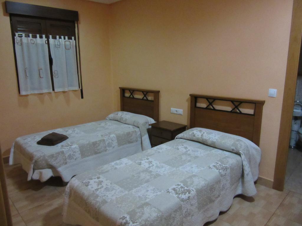 Hostal Abastos Walencja Zewnętrze zdjęcie